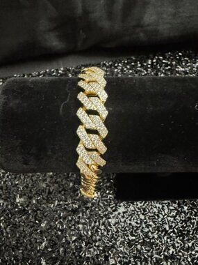 18K Gold Filled Pavé Bracelet with AAA CZ Coffin Lock - Size 7.5" - NWOT